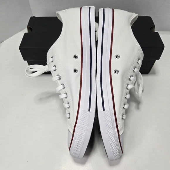 Converse Unisex Chuck Taylor All Star Low Top White Sneakers Men's 10 Women's 12 - Picture 6 of 14